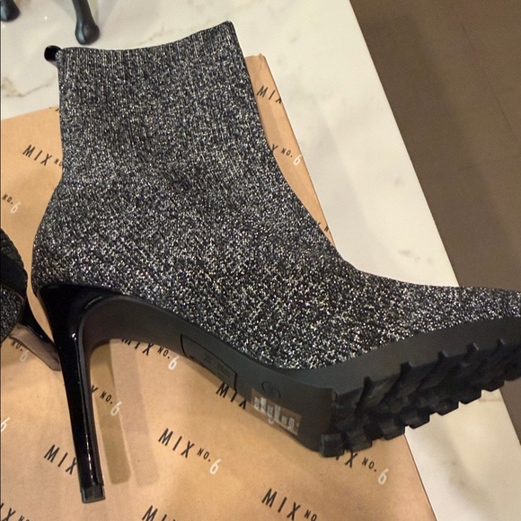 🆕 Mix No. 6 Ankle Boots - Picture 13 of 17
